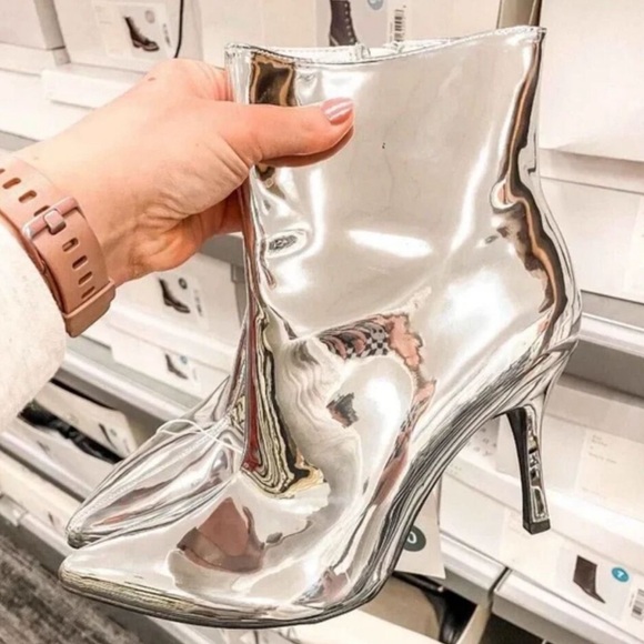 A New Day Women's Shandra Ankle Boots Patent Leather Silver Pointy Toe - Picture 6 of 11